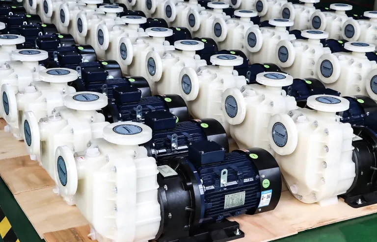 耐酸碱氟塑料自吸磁力泵